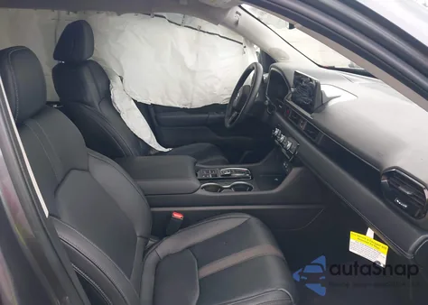 2023 Honda Pilot 2Wd Touring z USA, uszkodzony, nr VIN 5FNYG2H76PB008790